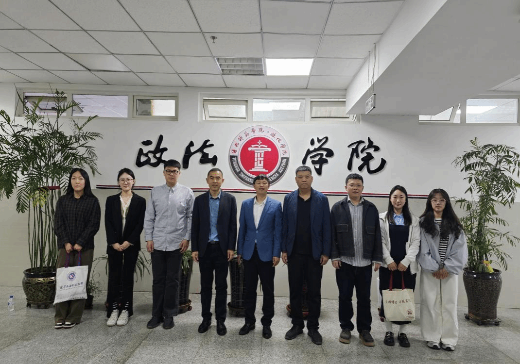 马克思主义学院受邀到通化师范学院开展研究生招生宣讲